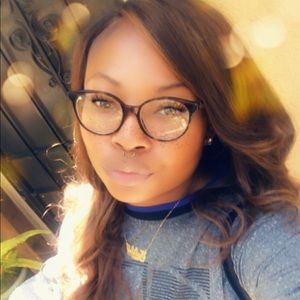 Meet your Posher, Kalila